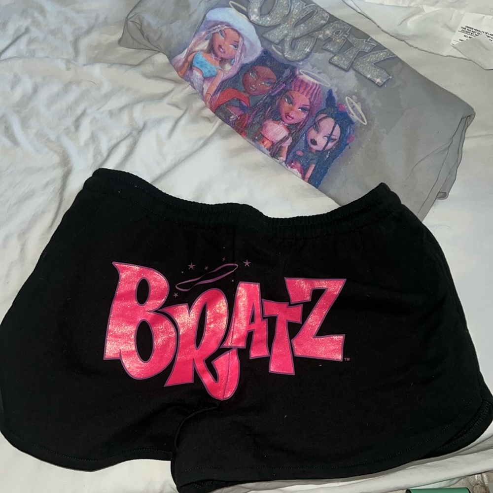 Bratz bundle - Picture 2 of 5